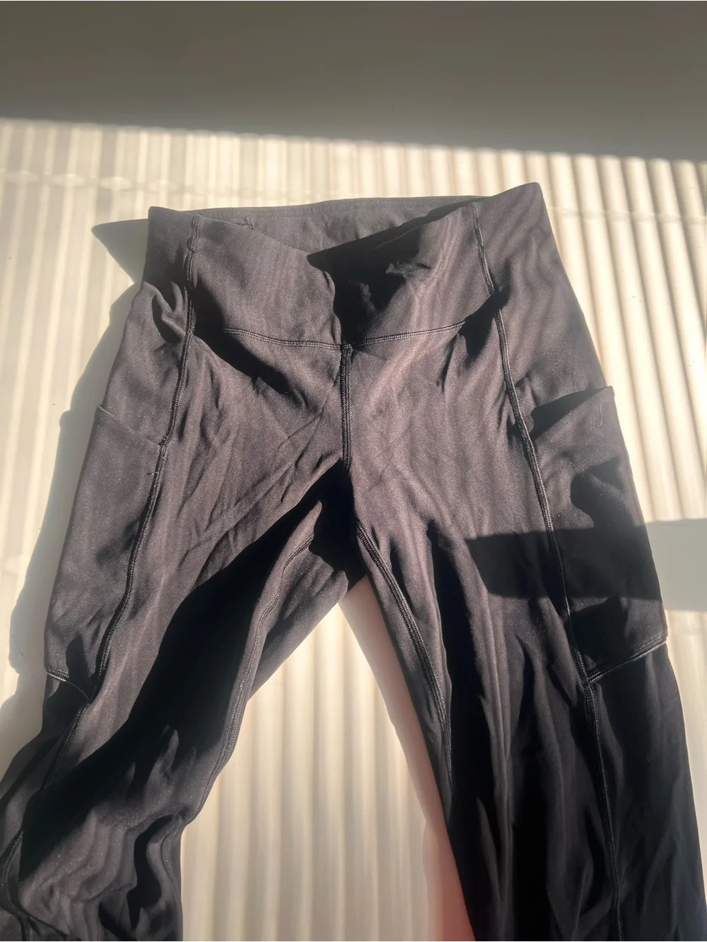 Lululemon Speed Up Tight 28” Full-On Luxtreme Leggings Women’s Black Size 4